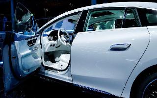 mercedesbenz-allelectric-eqe-suv-to-be-launched-in-india-on-sept-15-to-compete-with-bmw-ix-audi-q8-etron